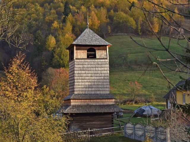 Church Sv. Dukha ta dzvinytsia, Volovets