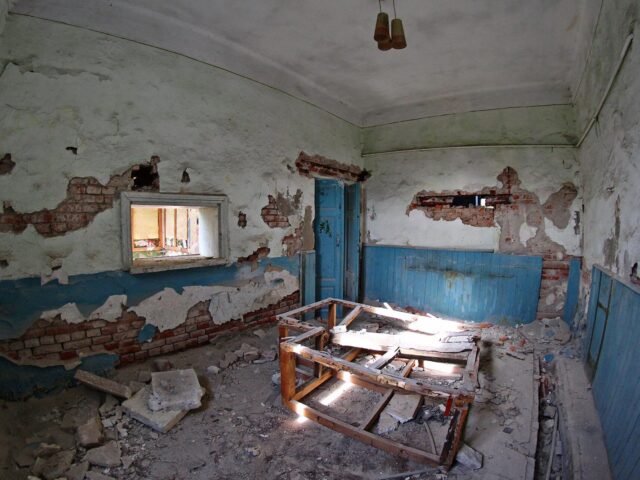 Budivlia polskoi himnazii, Dolyna