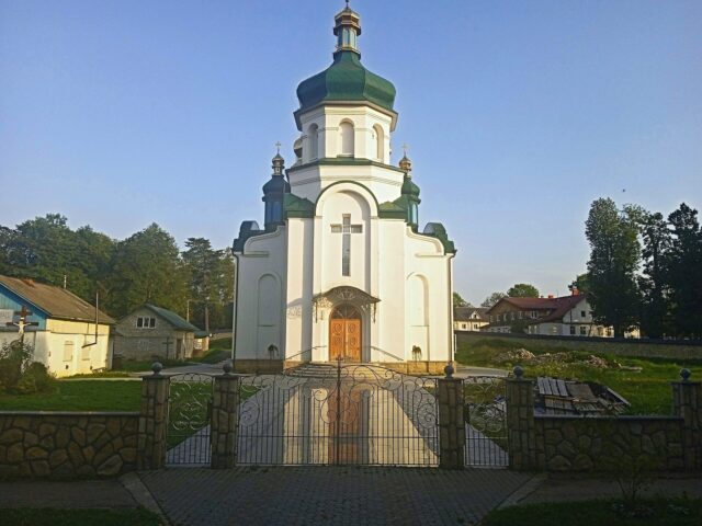 Церковь Воздвиження Чесного Хреста