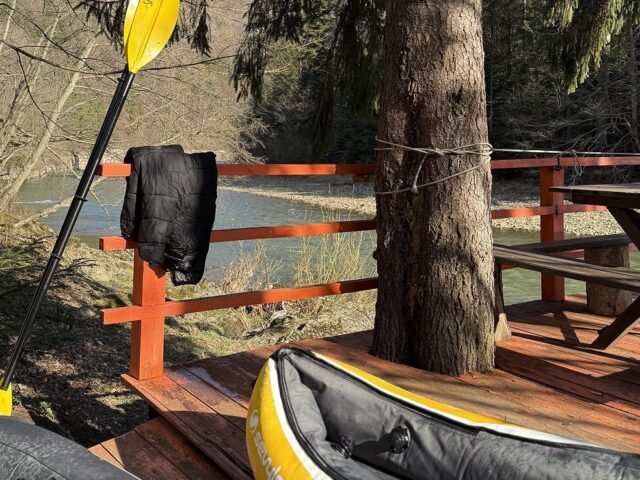 Veres Hill, Tukhlia